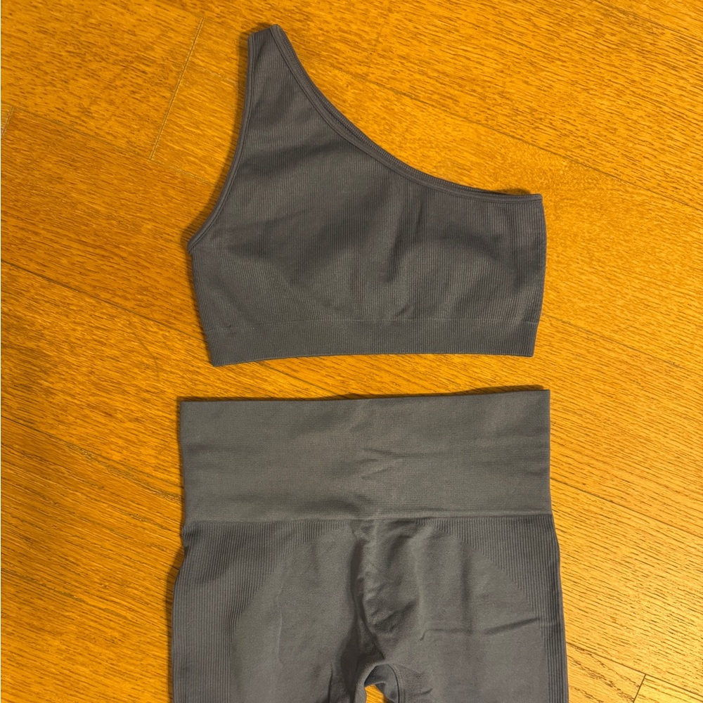 Set Active Grey Active Set - image 2